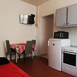Le Cernuschi 2c