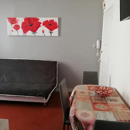 Le Cernuschi 2c * Mentone