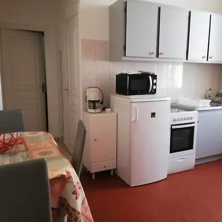 Le Cernuschi 2c Мантон